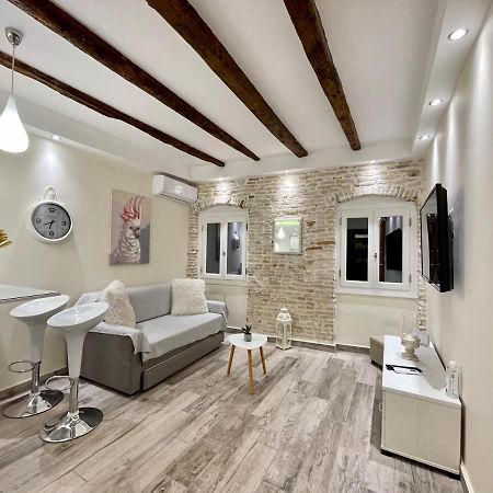 The Well Apartment Corfu  Ngoại thất bức ảnh