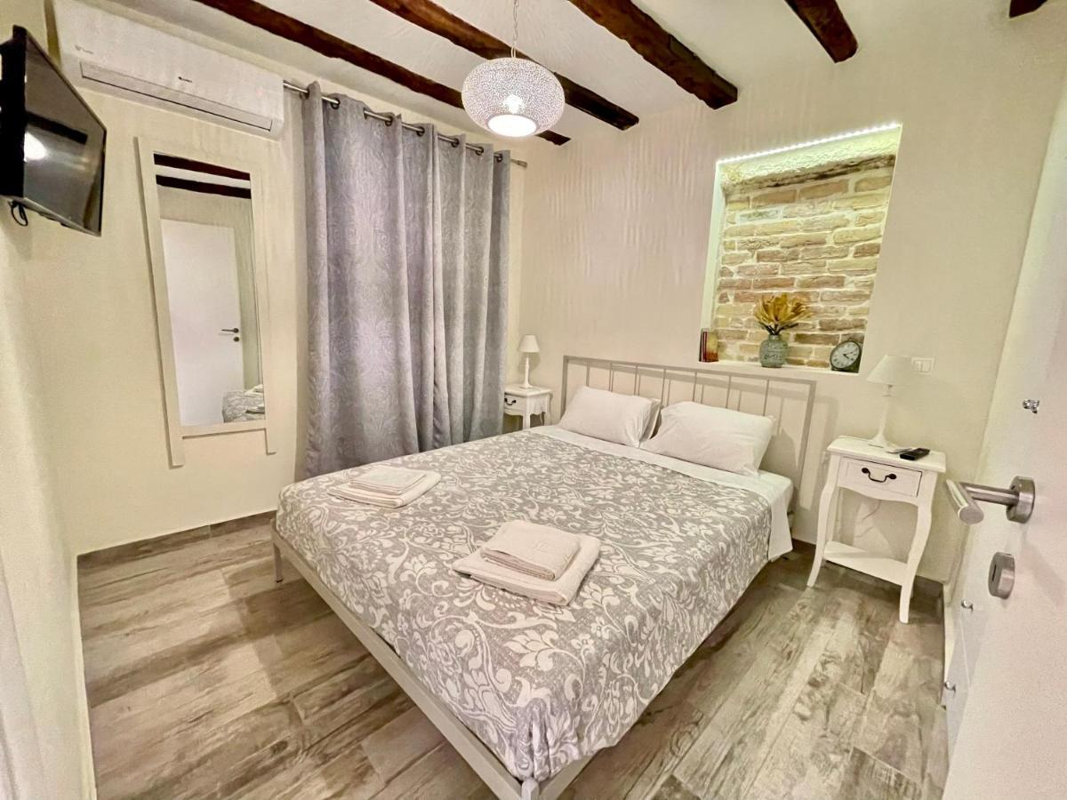 The Well Apartment Corfu  Ngoại thất bức ảnh