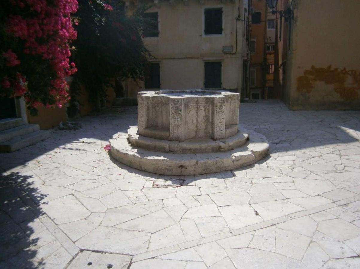 The Well Apartment Corfu  Ngoại thất bức ảnh