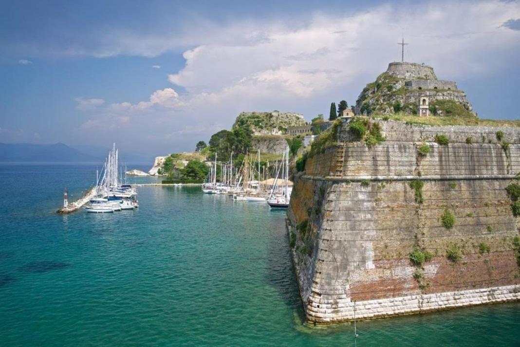 The Well Apartment Corfu  Ngoại thất bức ảnh